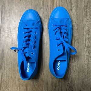 Spray Paint Blue Converse